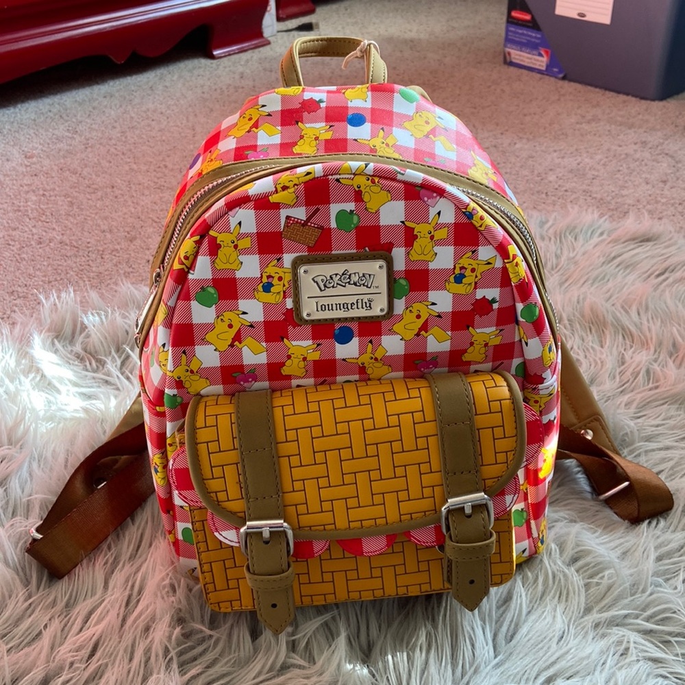 Pokémon x Loungefly Pikachu Picnic Basket Mini Backpack